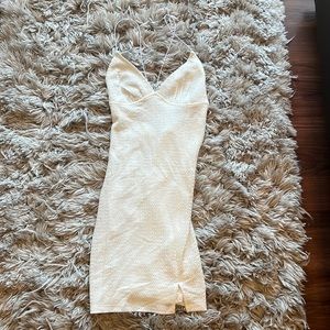 White Cross-Strapped Summer Dress *NEW WITH TAGS*